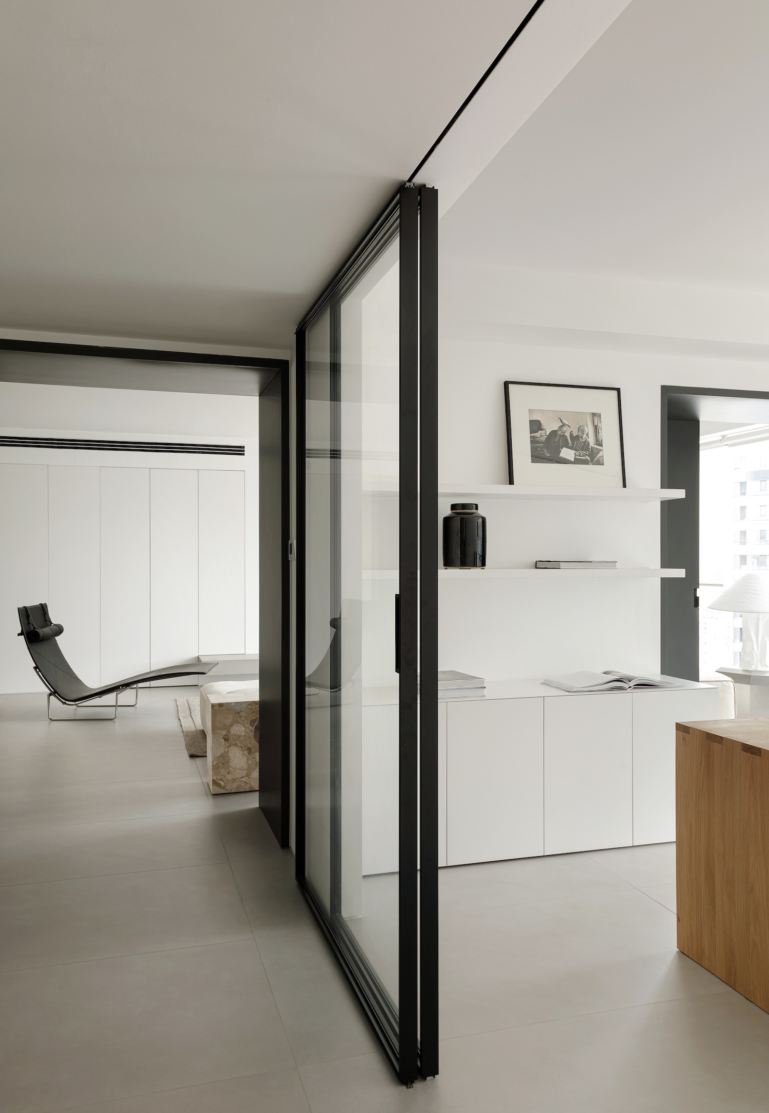 A 270-square-meter flat apartment in Beijing
