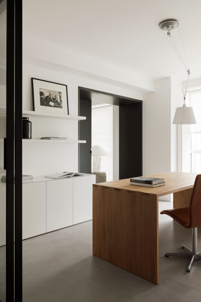 A 270-square-meter flat apartment in Beijing