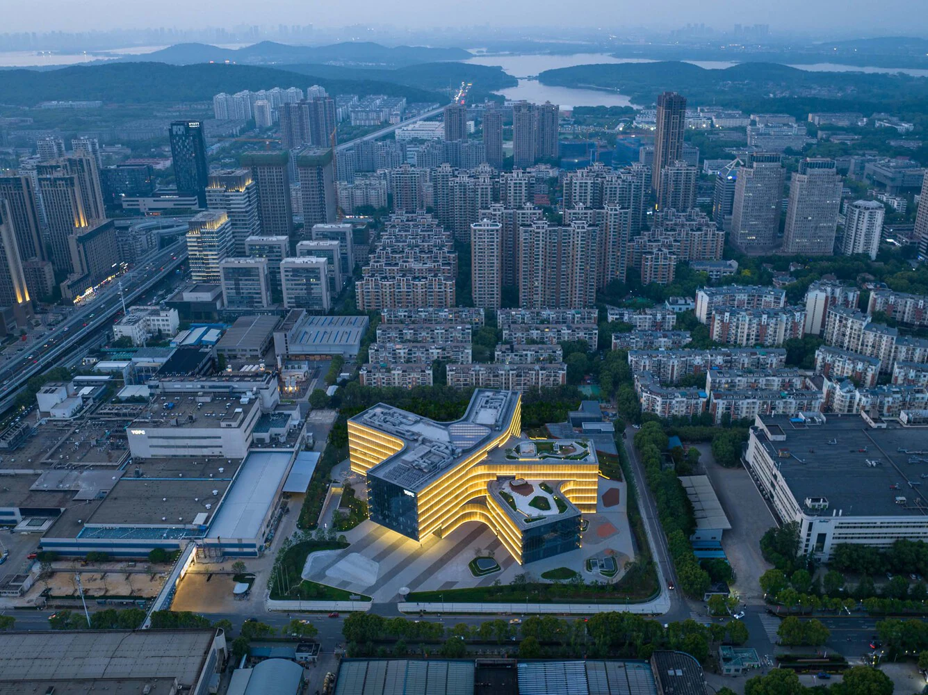 HOMESEE Industrial Park Architecture Design Case 082 architecture case image 05