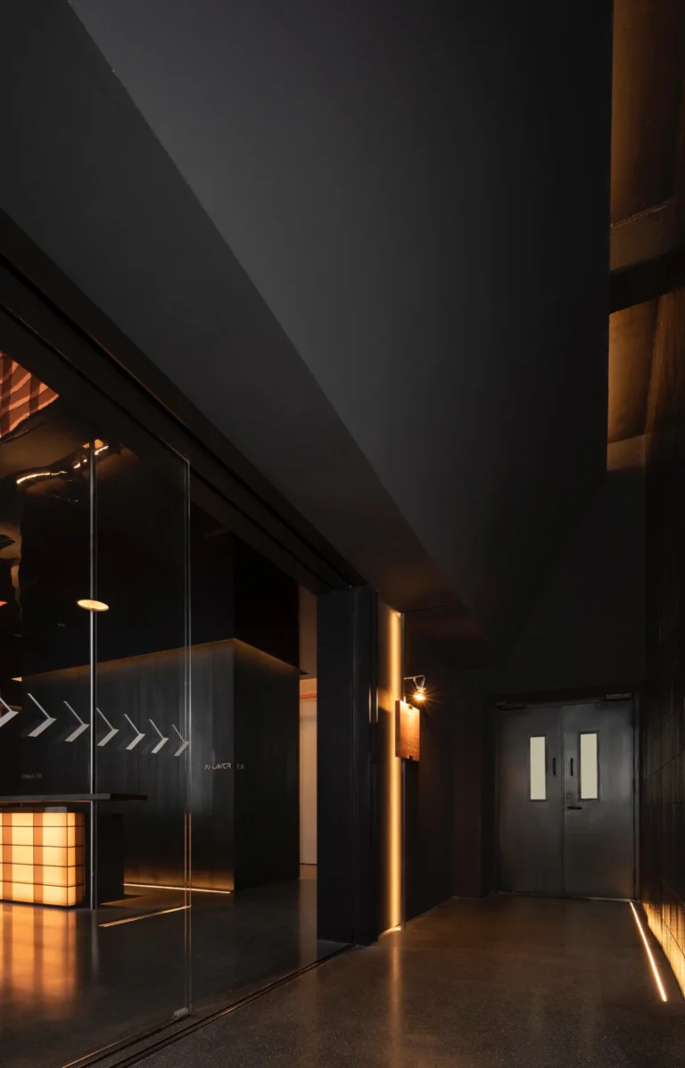 HOMESEE Office Workspace Interior Design