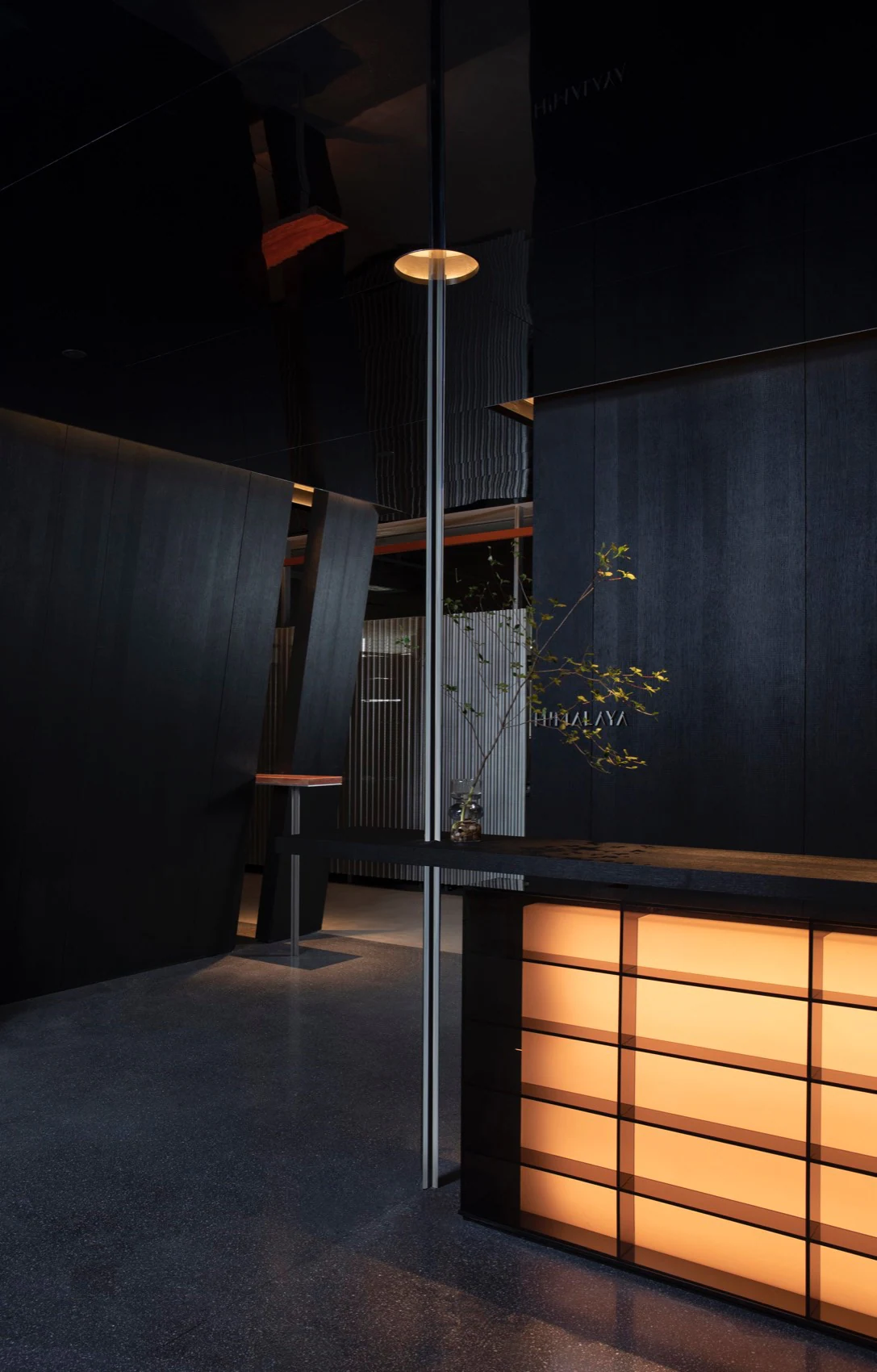 HOMESEE Office Workspace Interior Design office interior case image 07