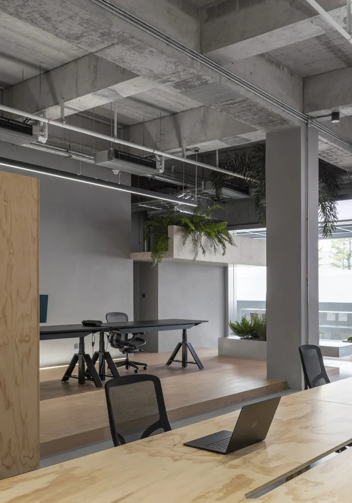 HOMESEE Office Workspace Interior Design office interior case image 08