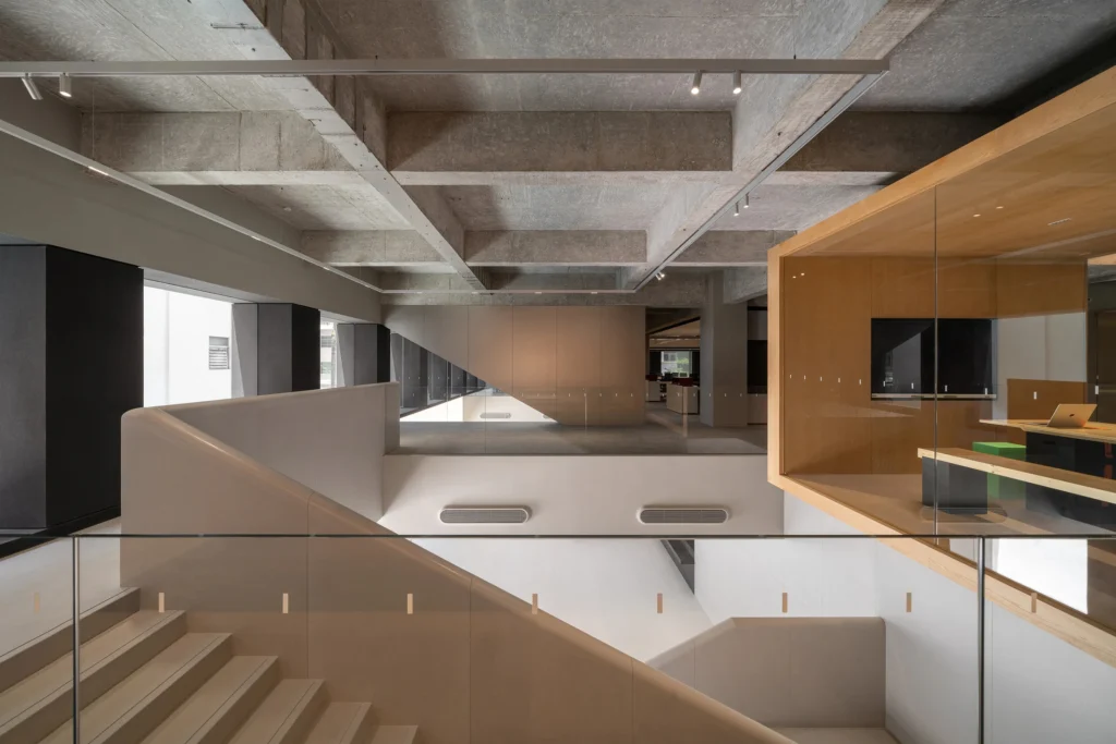HOMESEE KCLIGHTING New Office Interior Design office interior case image 04