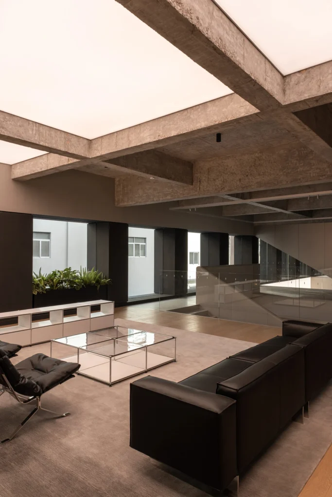 HOMESEE KCLIGHTING New Office Interior Design office interior case image 09