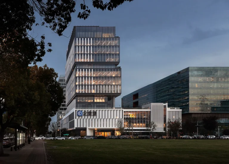 HOMESEE Headquarters Office Building Interior Design