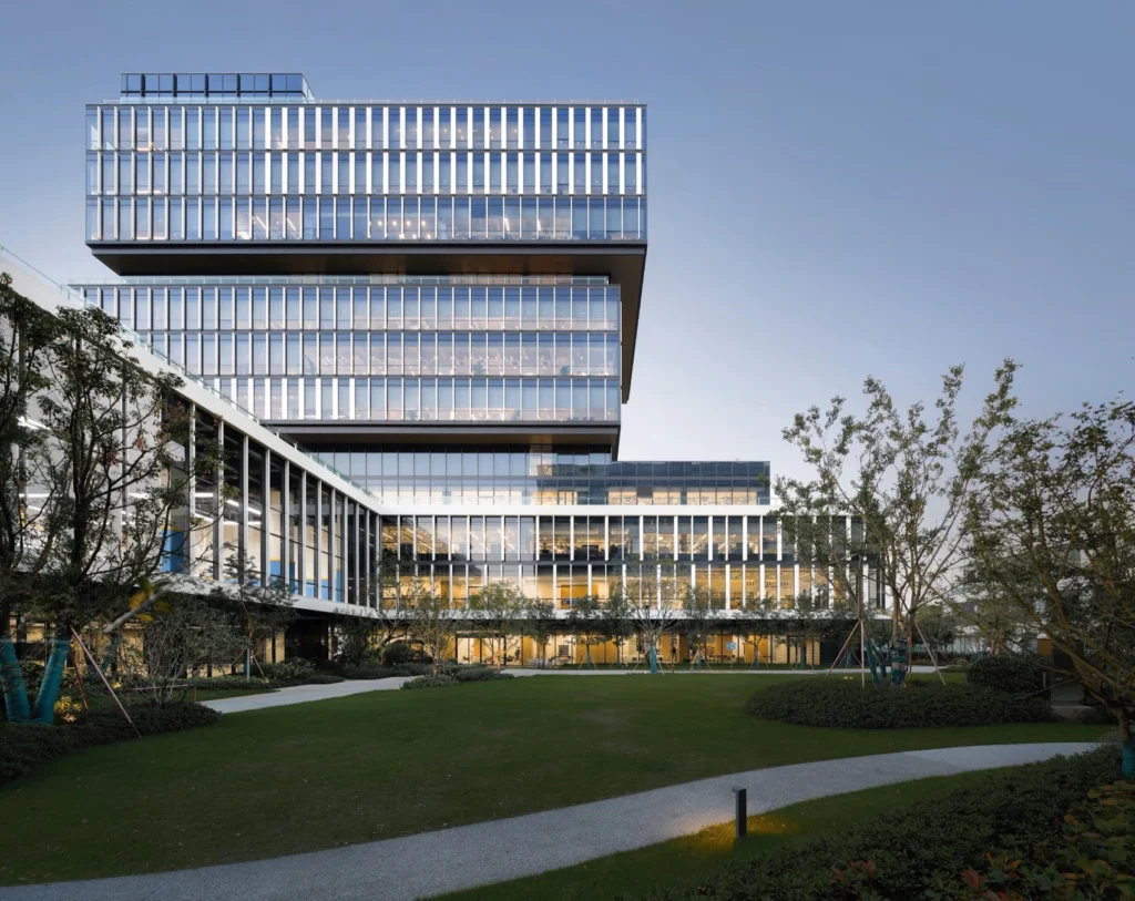 HOMESEE Headquarters Office Building Interior Design office interior case image 03