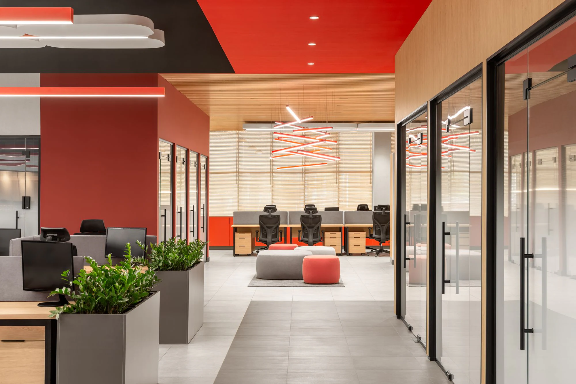 HOMESEE Allur Office Workspace Interior Design office interior case image 06