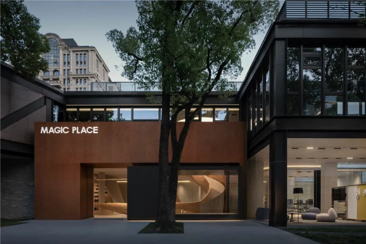 HOMESEE Shanghai 2100 sqm Office Workspace Interior Design office interior case image 04