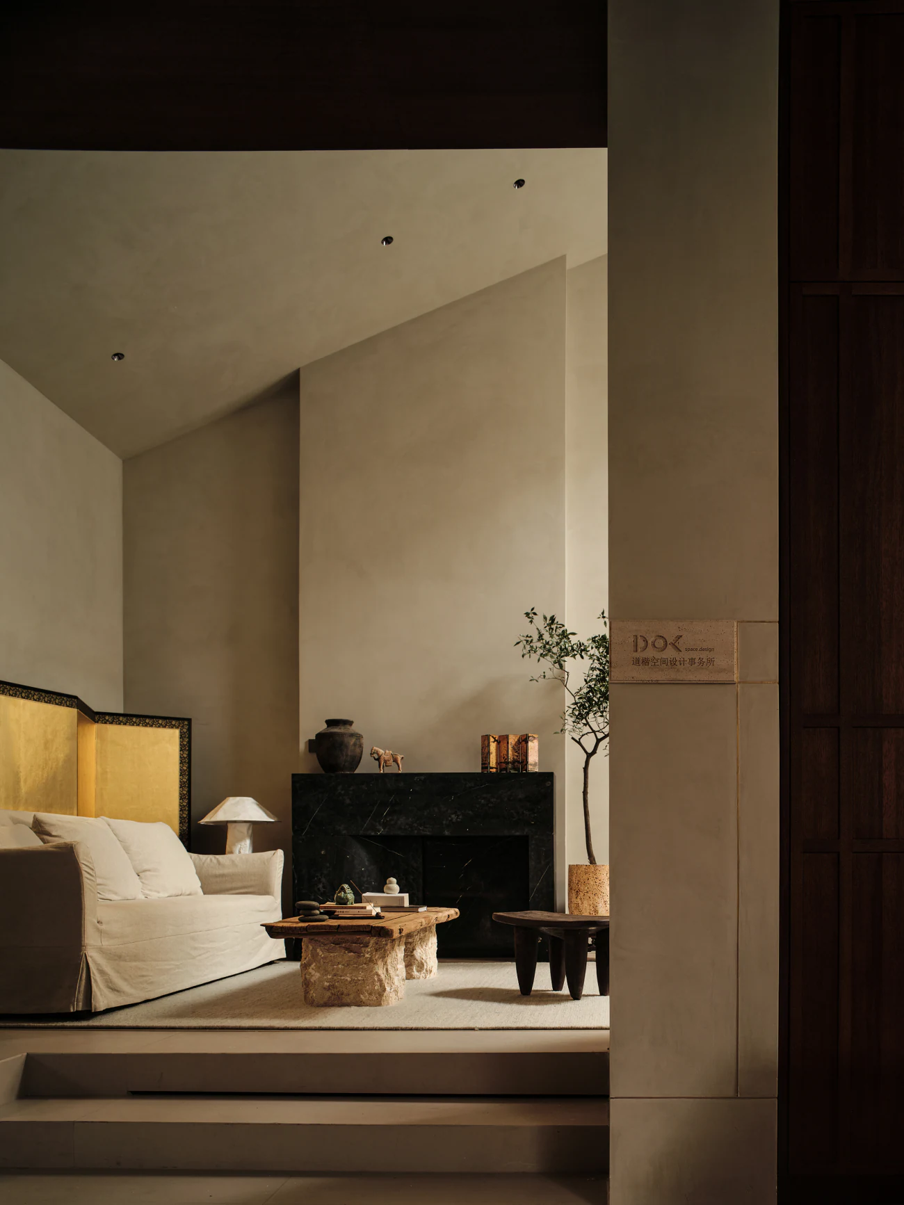 HOMESEE Natural Oriental Quiet Office Interior Design office interior case image 02