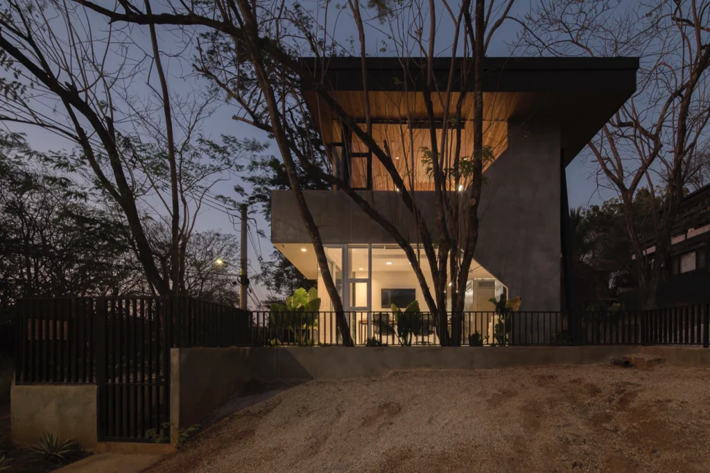 HOMESEE Costa Rica LSD Headquarters Interior Design office interior case image 03