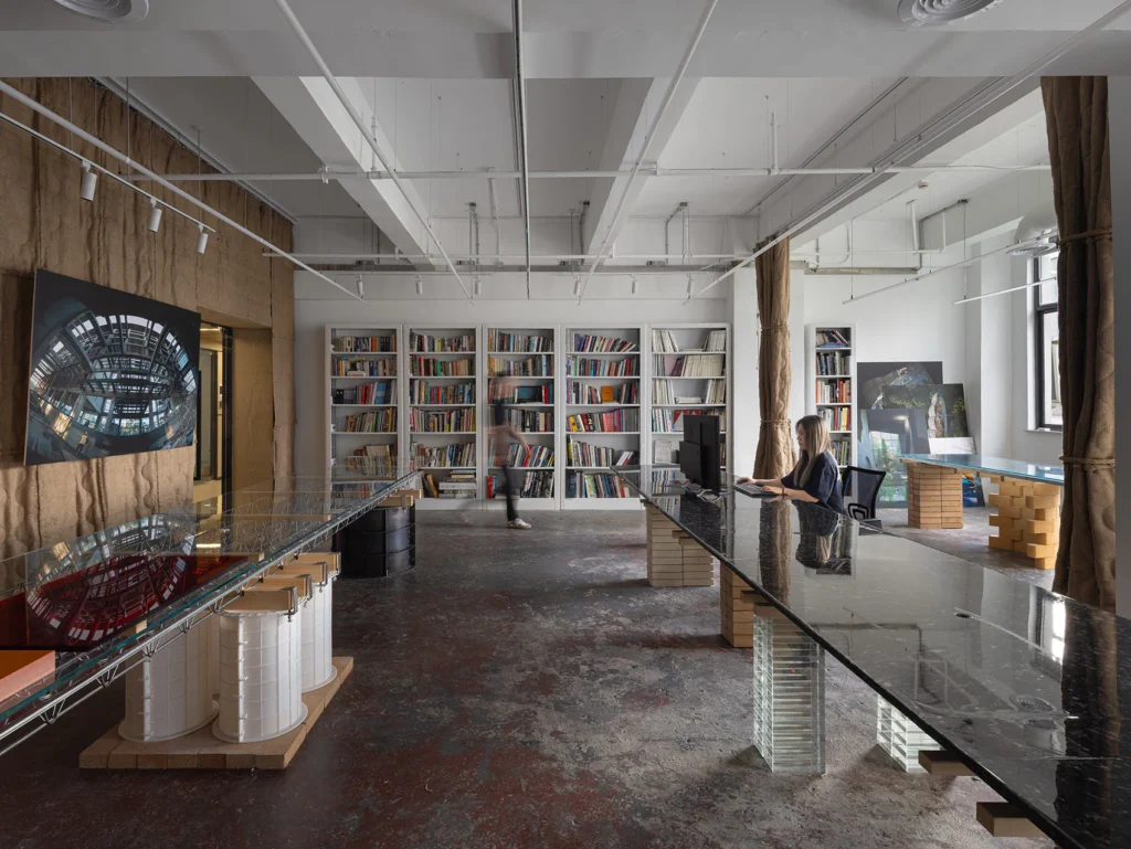 HOMESEE Shanghai SpActrum Office Workspace Interior Design office interior case image 02