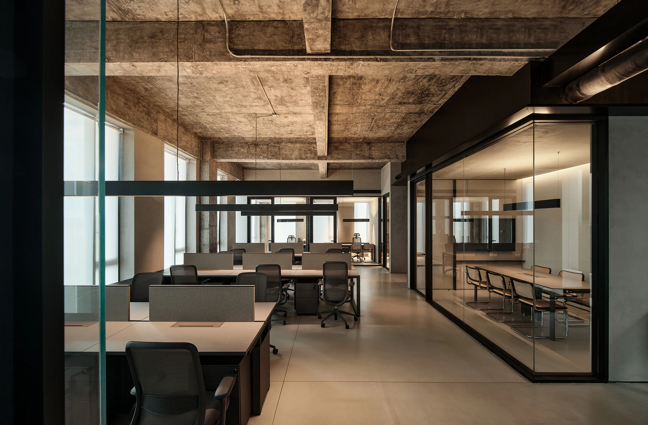 HOMESEE Workspace Interior Design office interior case image 02