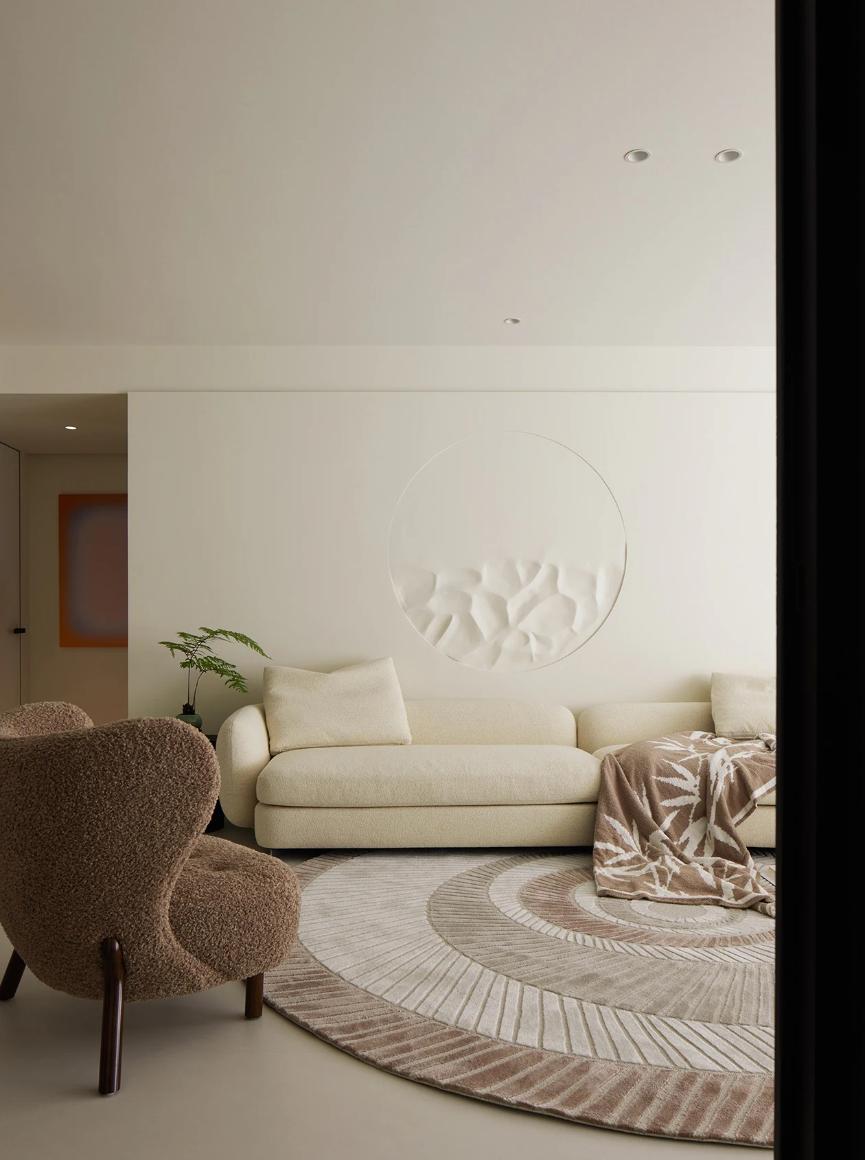 HOMESEE Ruchu Cream Residence Interior Design Cream Interior Design case image 06