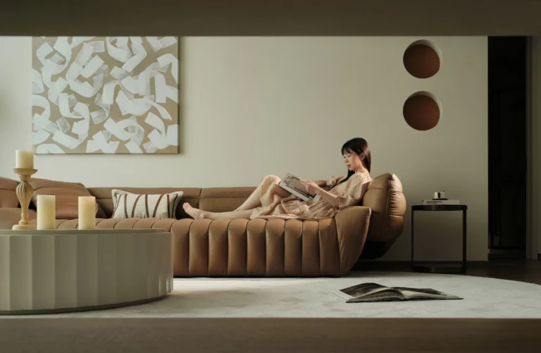 HOMESEE 400 sqm Modern Cream Duplex Villa Interior Design