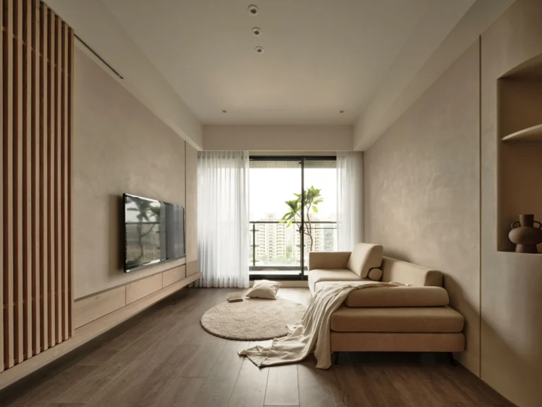 HOMESEE Pure Wabi-Sabi Residence Interior Design