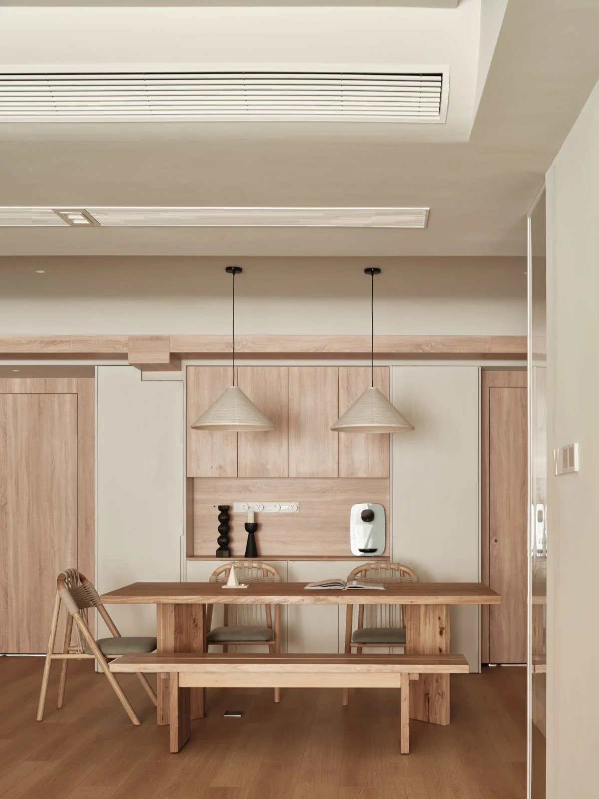 HOMESEE Natural Living Wood Residence Interior Design Natural Wood Interior Design case image 09