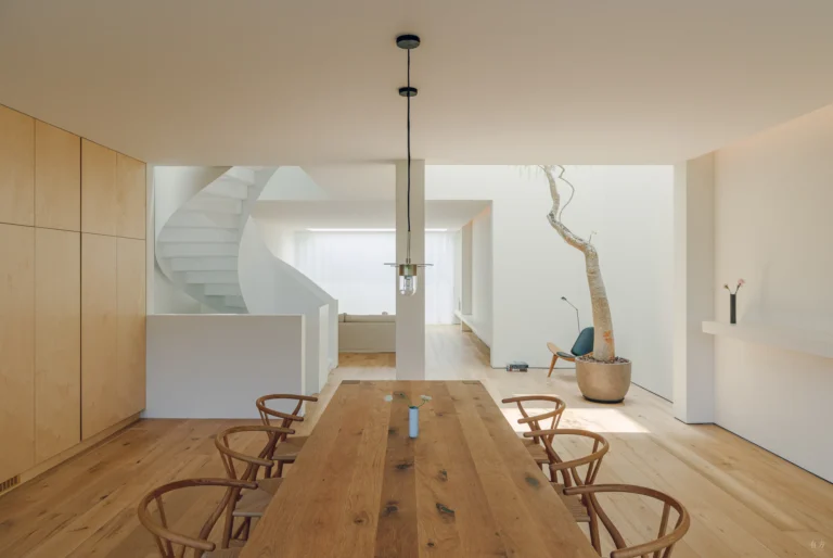 HOMESEE Villa 1199 Natural Wood Residence Interior Design