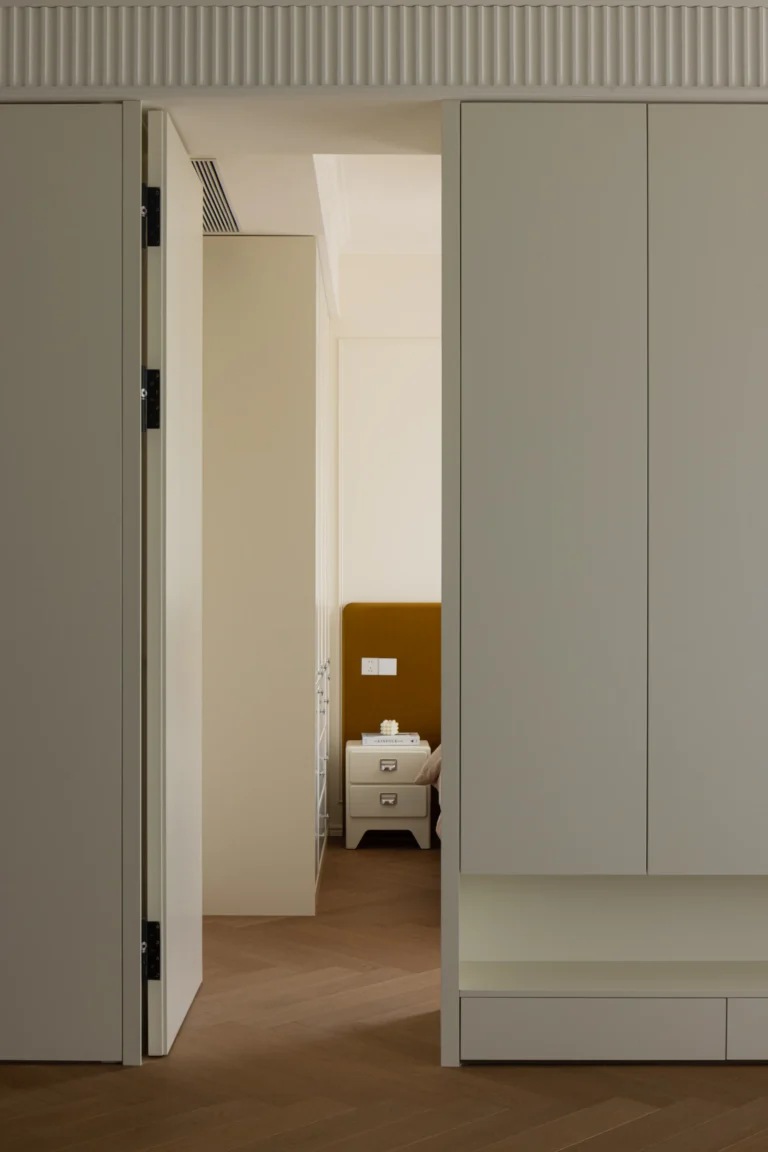 HOMESEE Shimao Guofeng French Residence Interior Design