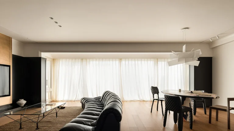 HOMESEE Residential Gallery Large Apartment Interior Design