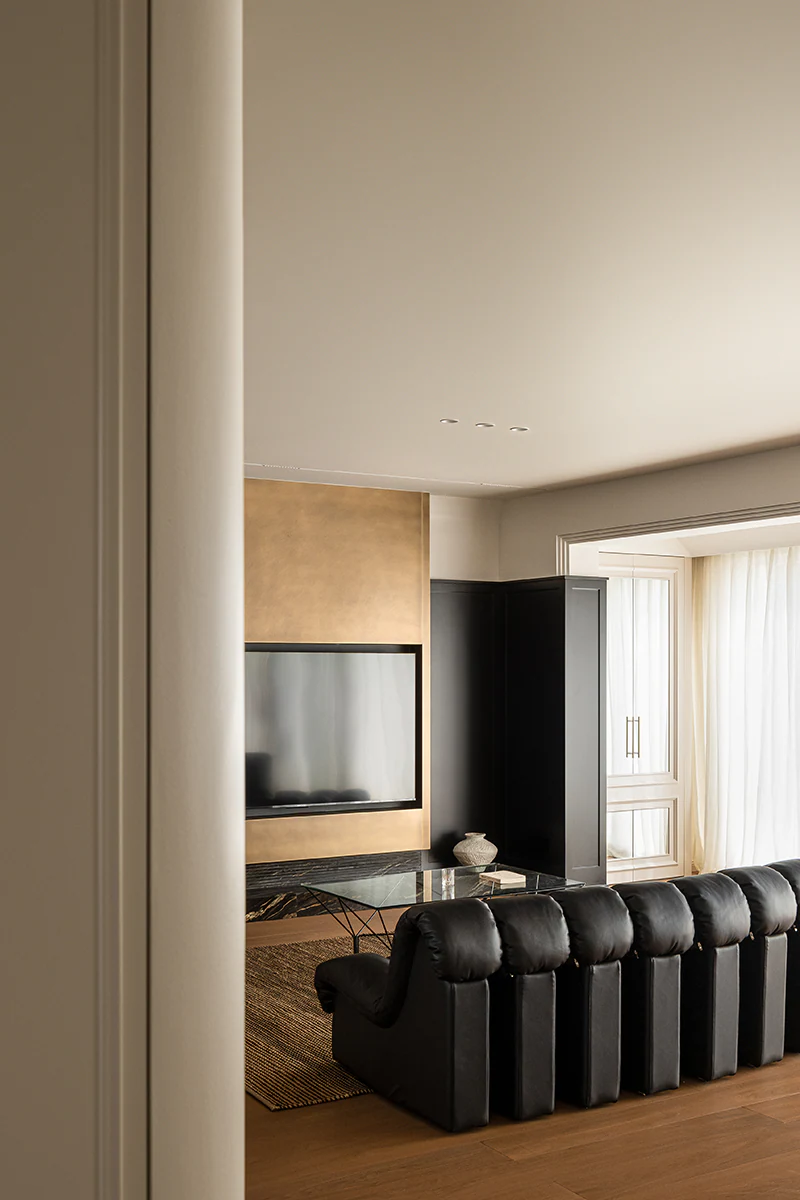 HOMESEE Residential Gallery Large Apartment Interior Design Large Apartment Interior Design case image 02