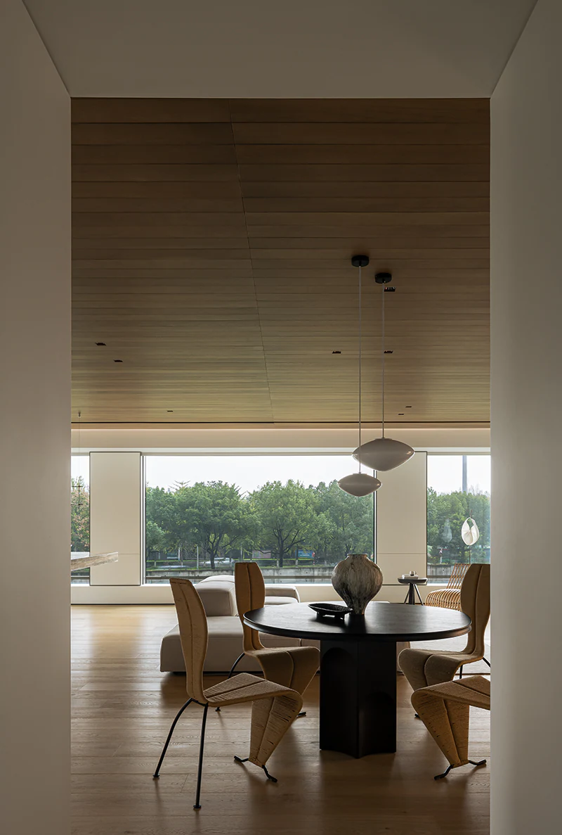 HOMESEE 350 sqm Forest View Large Apartment Interior Design Large Apartment Interior Design case image 10