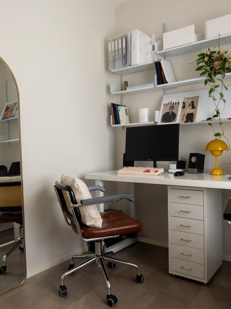 HOMESEE Healing Small Apartment for Two and a Cat Small Apartment Interior Design case image 03
