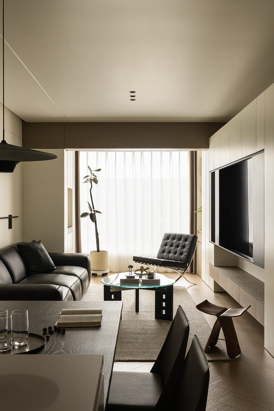 HOMESEE Taizhou 95 sqm Black and White Small Apartment Interior Design Small Apartment Interior Design case image 03