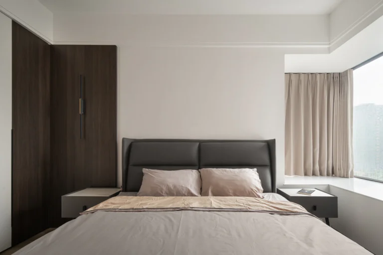 HOMESEE Warm Qietaotao Minimalist Residence