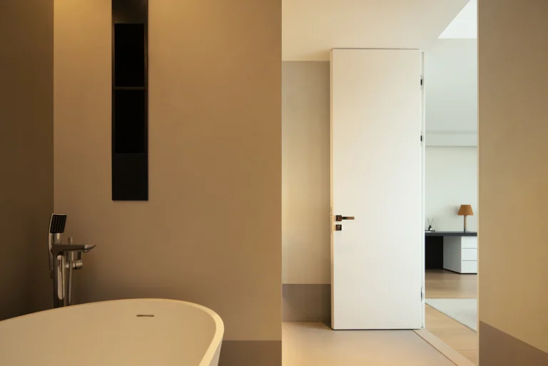 HOMESEE Warm Wilderness Minimalist Residence