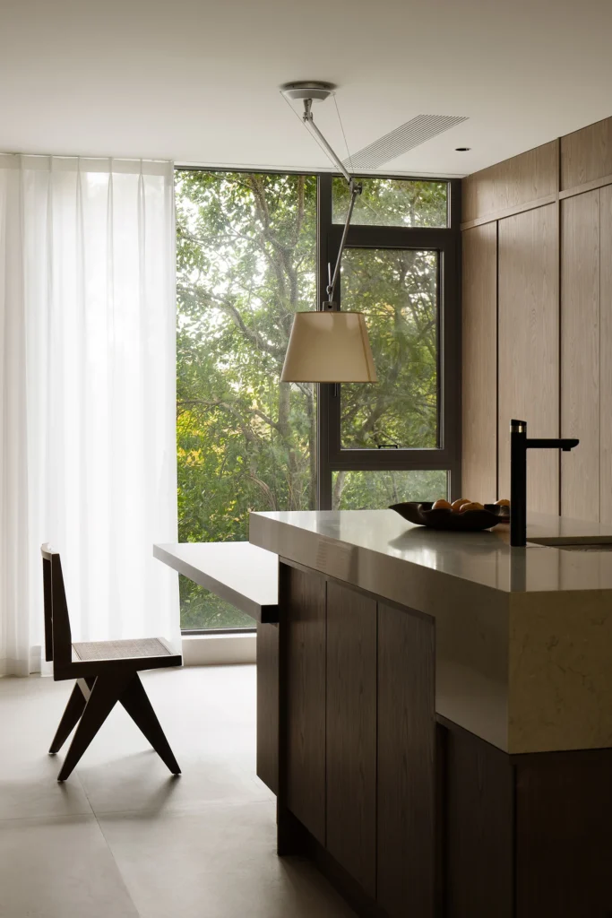 HOMESEE Mid-Hill Modern Simple Residence interior design case image 08