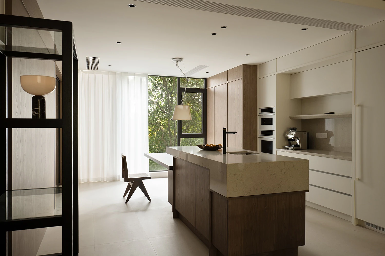 HOMESEE Mid-Hill Modern Simple Residence interior design case image 09