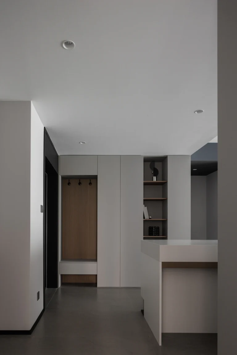 HOMESEE Jinyi Modern Simple Residence
