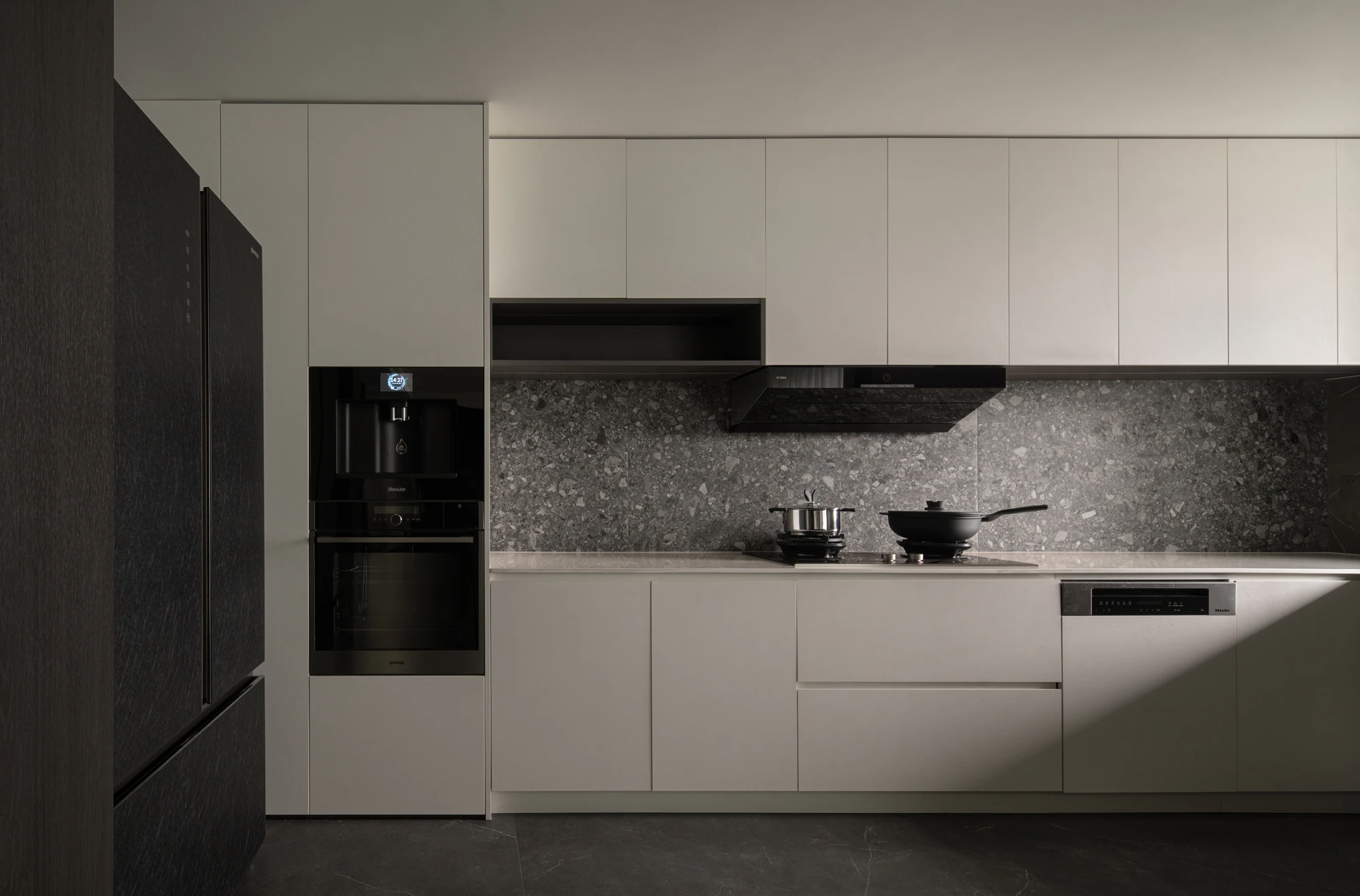 HOMESEE Shengjing Modern Simple Residence interior design case image 05