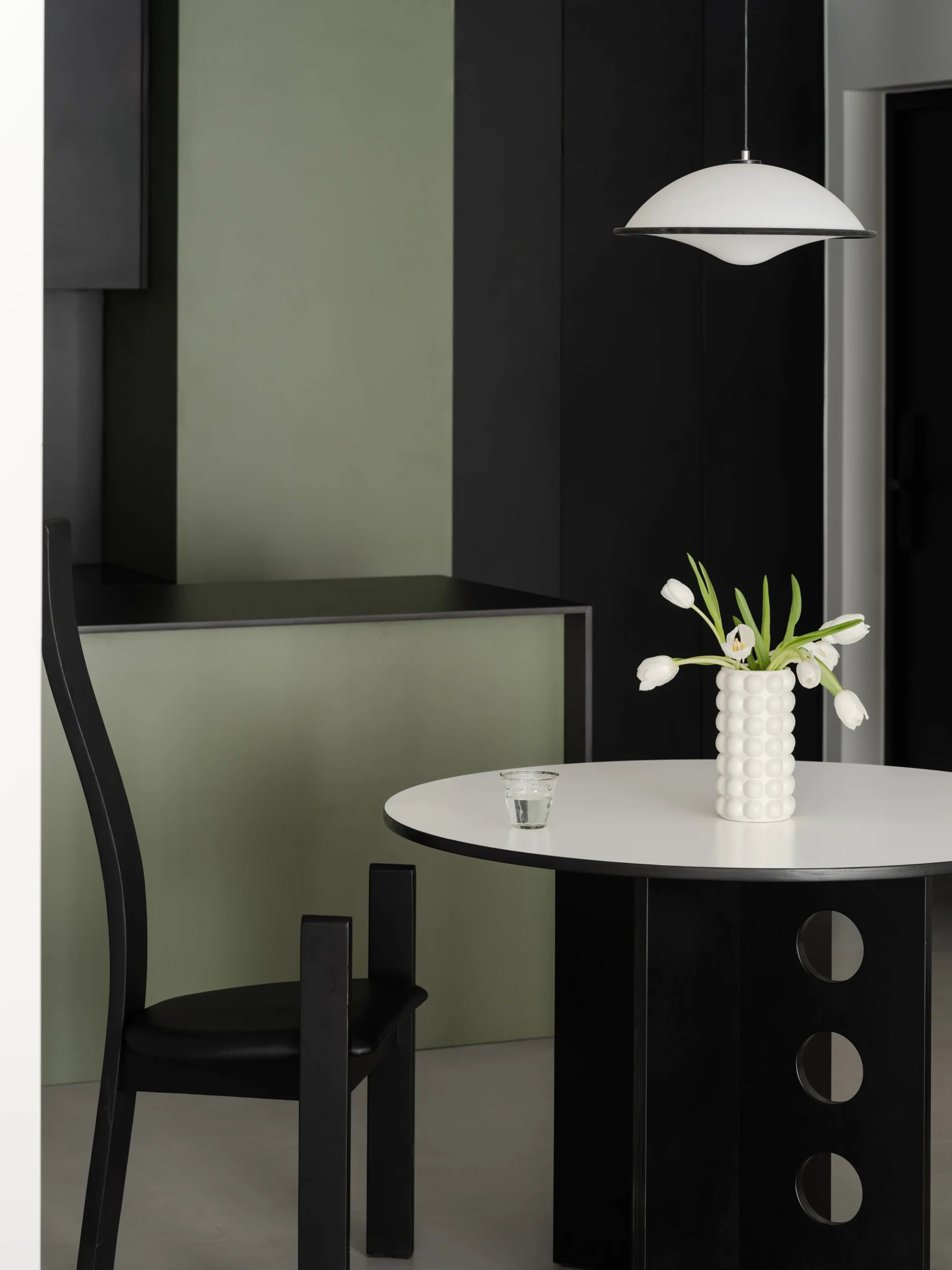 HOMESEE Art Nest Modern Simple Residence interior design case image 03