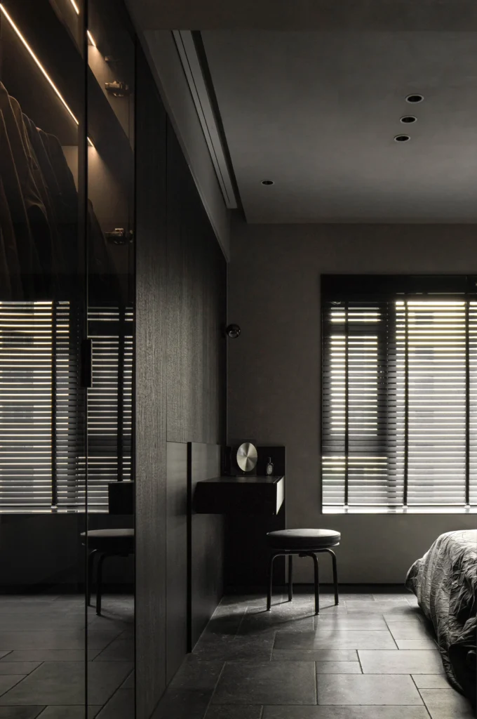 HOMESEE Black Elegance Modern Simple Residence interior design case image 03