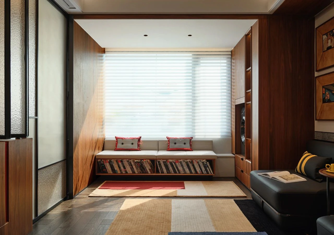 HOMESEE Playful Bauhaus Modern Residence interior design case image 05